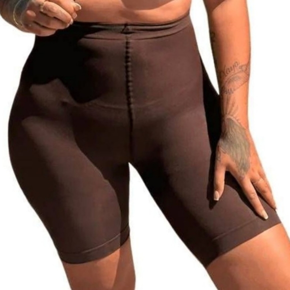 Snag Tights Black size G 26-34 Stay Cool Chub Rub Shorties NIP - Picture 3 of 8